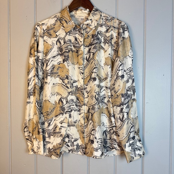 Lafayette 148 New York clementine silk blouse Abstract Print Hidden Buttons Sz M - Picture 2 of 14